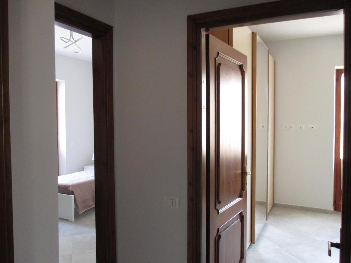 Anagnina Apartment Capistrano Рим Екстериор снимка